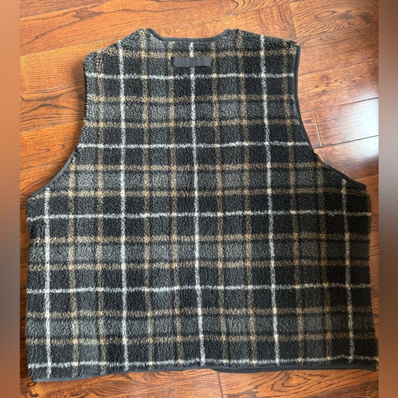 H&M Checkered vest - Picture 2 of 2